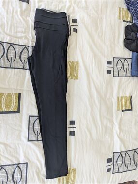 Zara Basics Black High-Waist Leggings